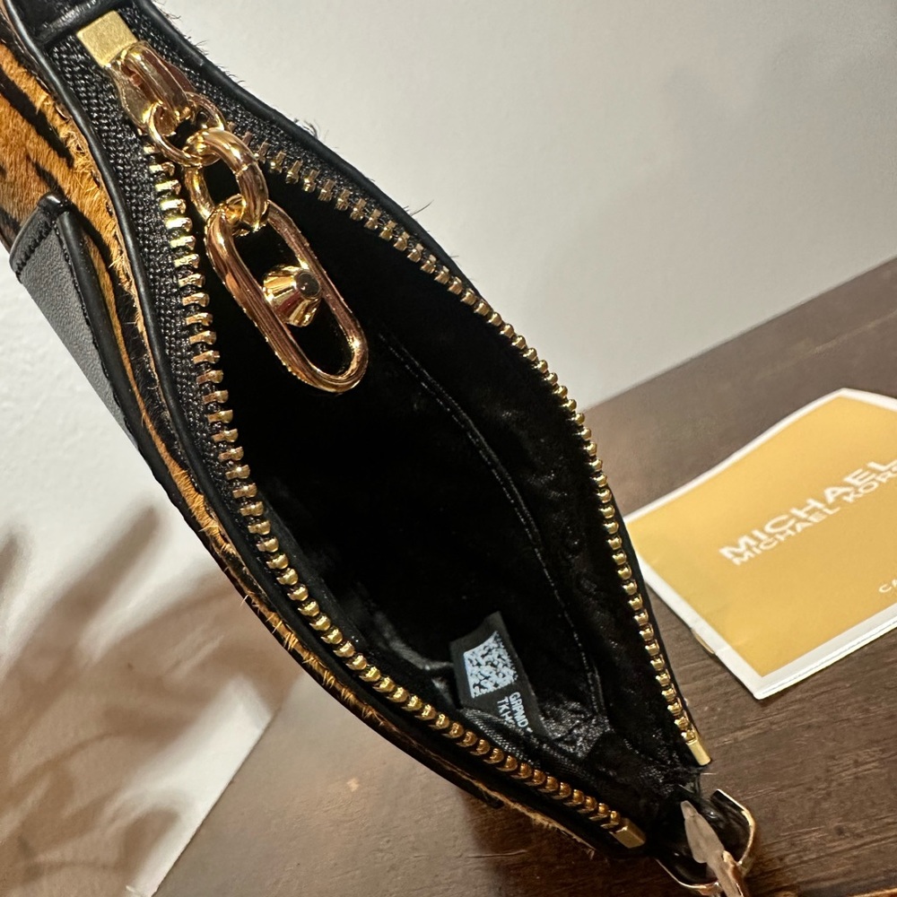 Michael Kors Parker Marigold Small Tiger Print Calf Hair Zip Key Card Holder - Picture 5 of 5